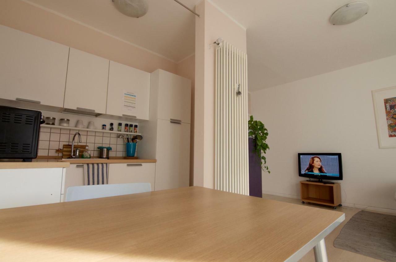 Interno 77 Di Tss' - Appartamento Soleggiato Con Ampie Finestre & Internet Veloce Con Fibra - Perfetto Per Coppie Тренто Екстер'єр фото